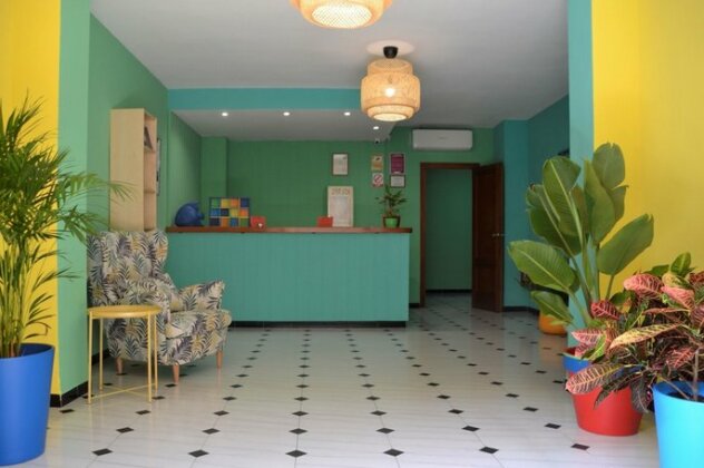Hostal Tropical Almunecar - Photo2