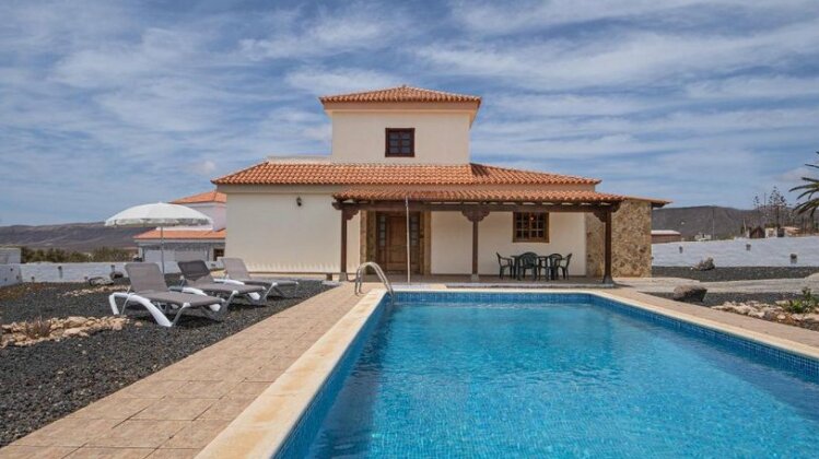 Villa Sara - Private Pool & Relax in the sun - Photo3
