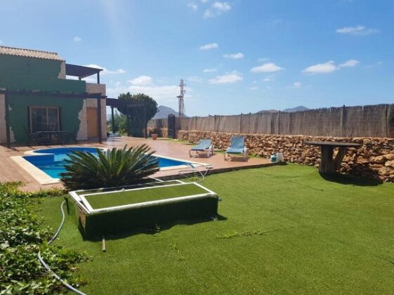 Villa With 4 Bedrooms in Casillas de Morales With Private Pool Furnished Garden and Wifi - 13 km F - Photo4