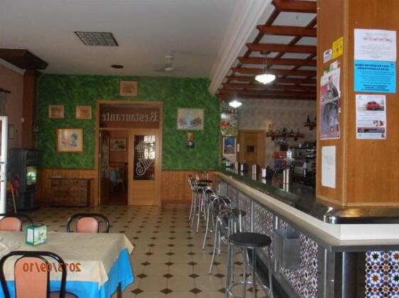 Hostal Restaurante Las Rejas - Photo3