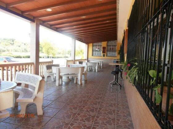 Hostal Restaurante Las Rejas - Photo4