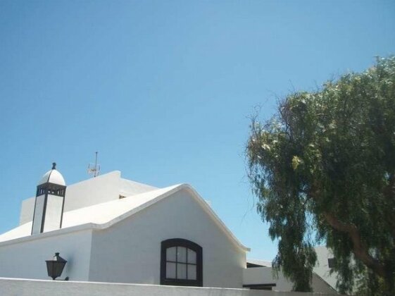  Photo 3