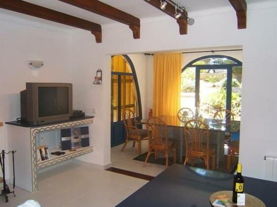 Shangri La Family - Photo5