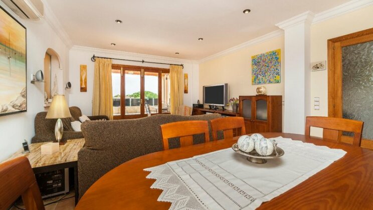 Villa with pool and sea views - Photo5