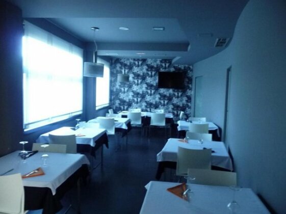 Pension Restaurante O Retiro - Photo2