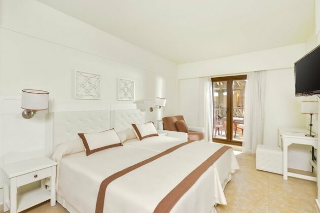 Iberostar Isla Canela - Photo5