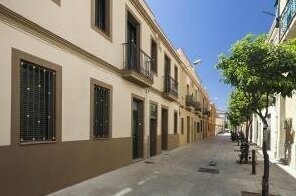 2 Br Mistral Rambla Apartment With Terrace - Hoa 42148