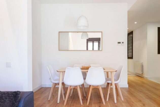 Akira Flats Urgell apartment - Photo5