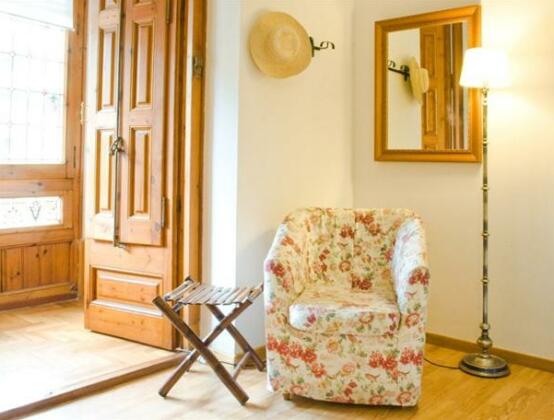 Ana's Guest House - Photo2