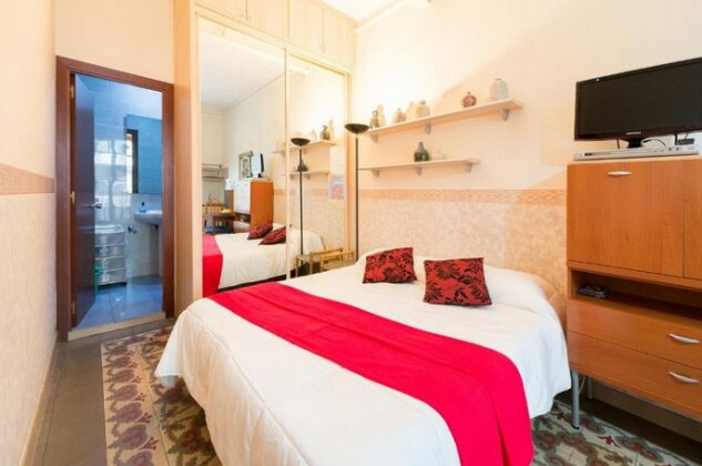 Apartment Gaudi BCN - Photo2