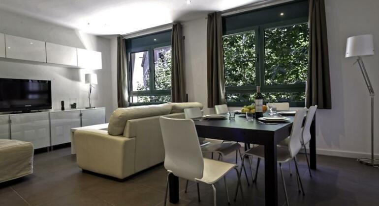Barcelona Comtal Apartments - Photo3