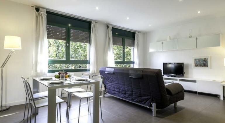 Barcelona Comtal Apartments - Photo4