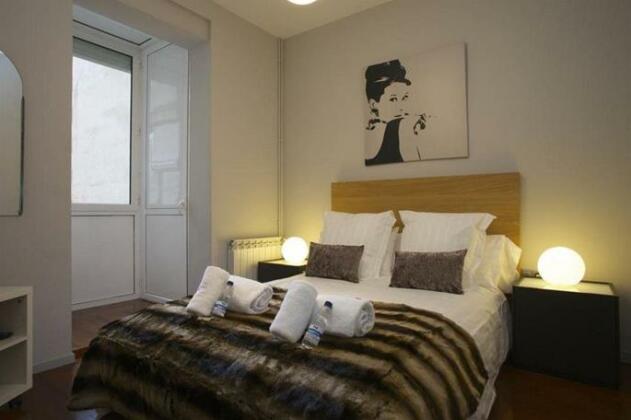 Barcelona For Rent Example Suites - Photo2