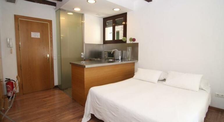 BCN2STAY Apartments - Photo5