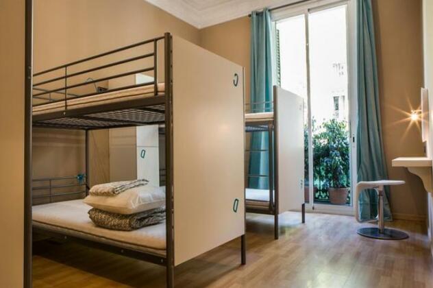 Born Barcelona Hostel - Photo3