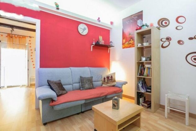 Cozy and quite flat close to Camp Nou and city center - Photo4