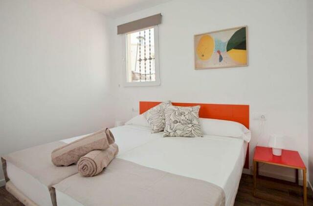 Deco Apartments Barcelona-Eixample - Photo4