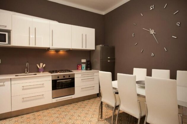 Enjoy Apartments Borrell - Photo5