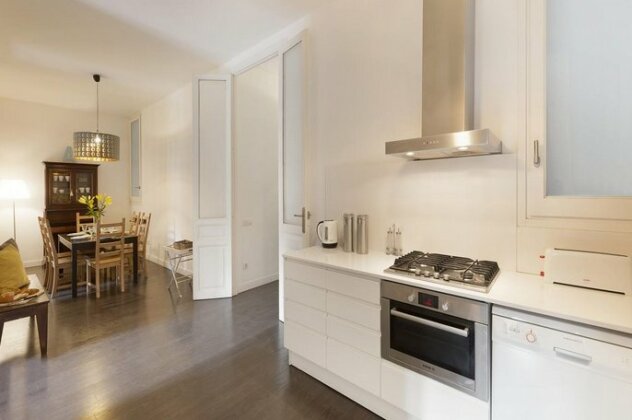 Fira Luxury NextDoor - Photo4