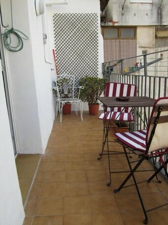 Fira Plaza Espana Apartment 3th floor balcony - Photo3