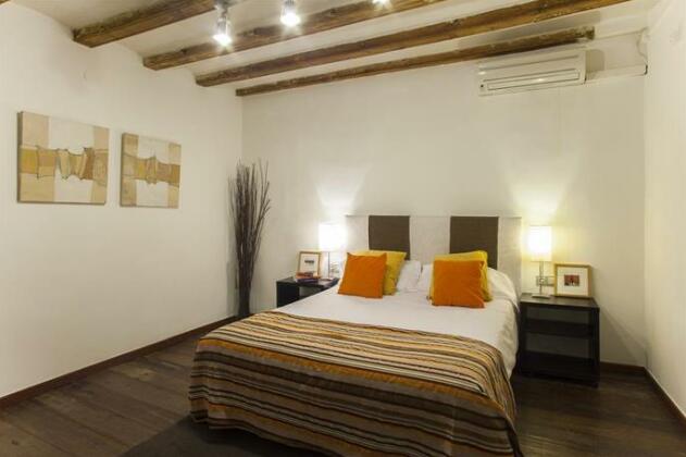 Friendly Rentals Da Vinci Barcelona