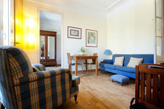 Gran Via - Three Bedroom Apartment