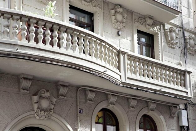 Habitat Apartments Plaza Espana Balconies