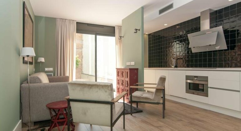 Hotel Sagrada Familia Apartments - Photo4