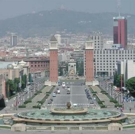 Living Barcelona Apartments