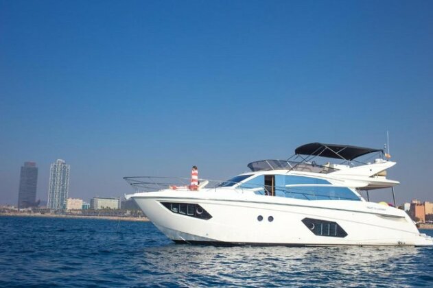 Luxury Yacht Barcelona
