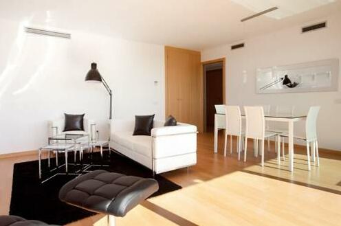 Rent Top Apartments CCIB New II - Photo4