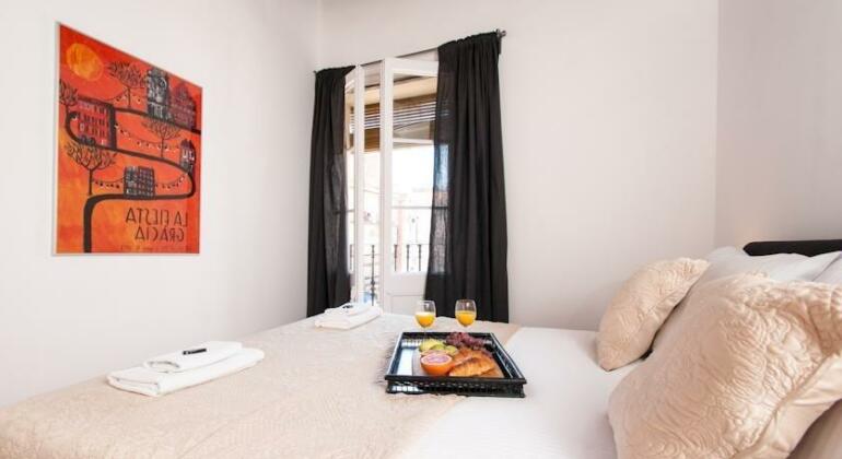 Short Stay Group Gracia Serviced Apartments - Photo5