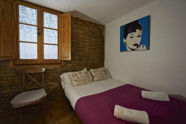 Suites4days Les Corts House - Photo4
