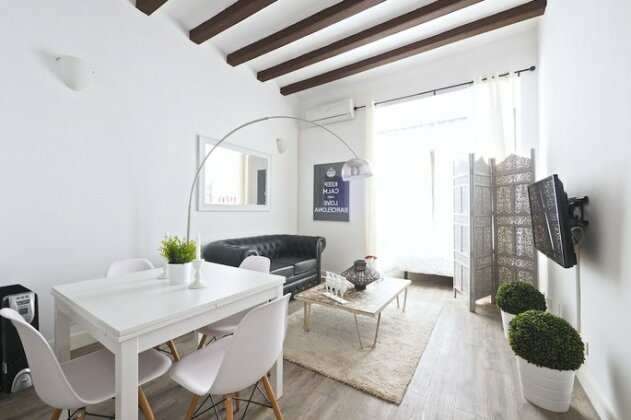 The White Flats Sant Antoni - Photo2