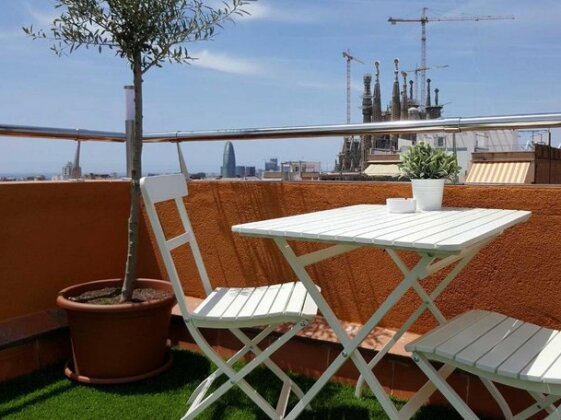 Your Home in Barcelona Apartments - Photo2