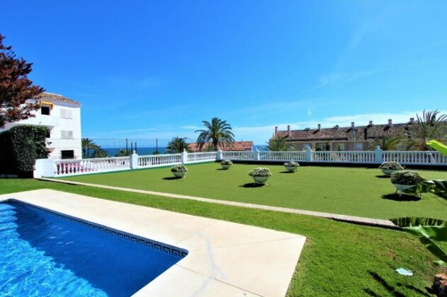 Los Cisnes Apartments 50m from the Beach - Photo5