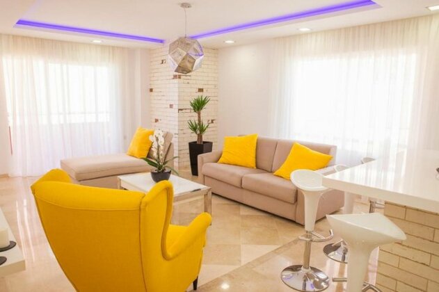 Luxury 100 sq m sea view apartment - Photo3