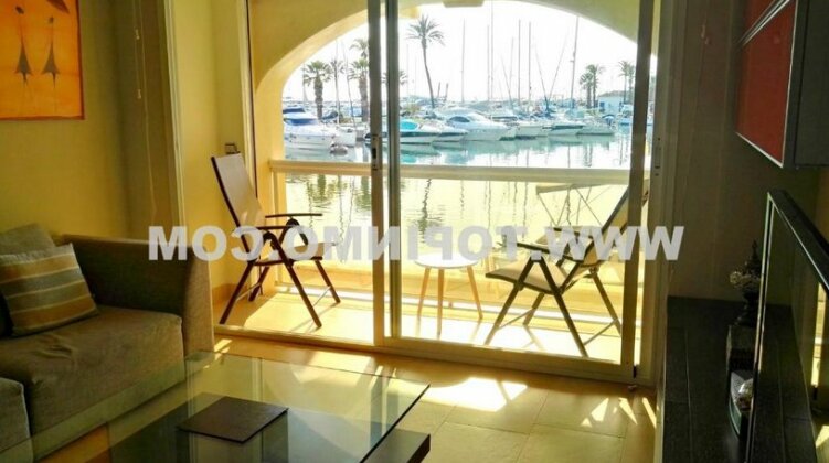 Modern and luxury 2 bedroom apartment on Island in the marina harbour Benalmadena - Photo4