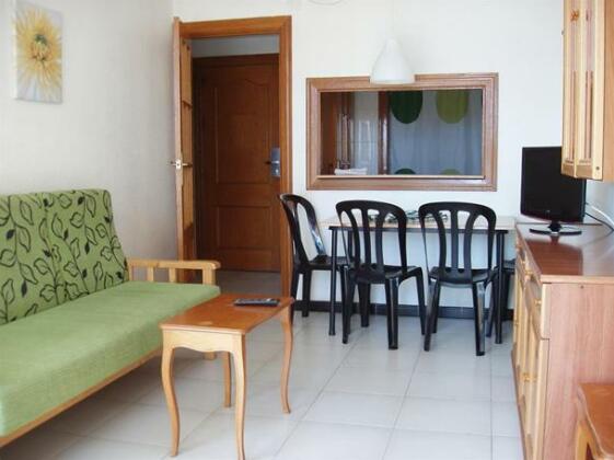 Apartamentos Maria Victoria - Photo3