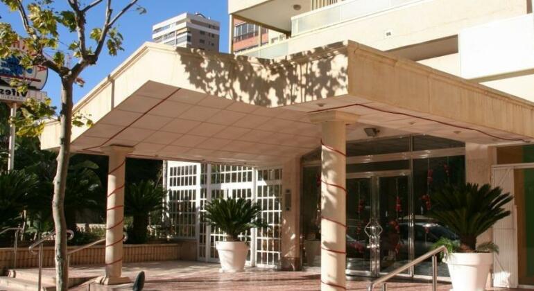 Apartamentos Maria Victoria - Photo4