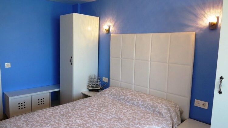 Benirent Halcon 4C - Photo4