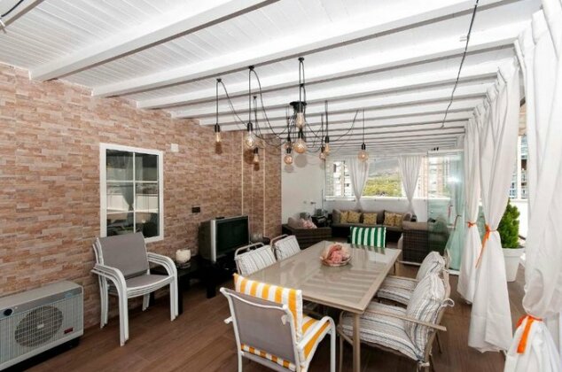 Fantastico Atico Con Enorme Terraza Y Chill Out - Photo4