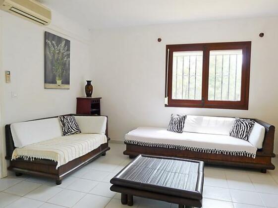 Interhome - La Cigarra - Photo2