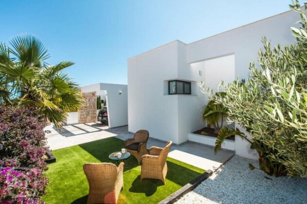 Abahana Villas Chelha - Photo4