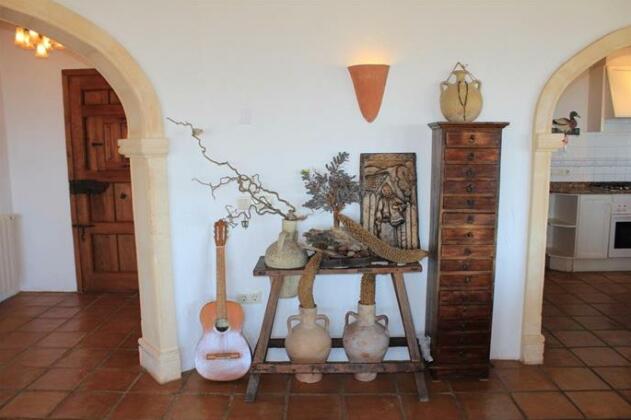 Classical and Romantic Villa - Photo3