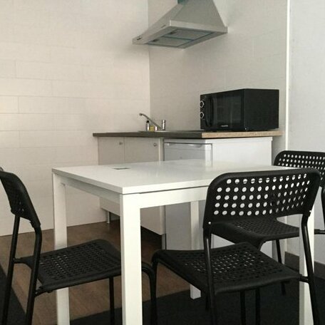 Room and Kitchen Bilbao - Photo2