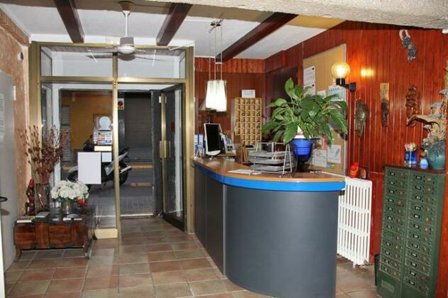 Hostal Isabel Blanes - Photo2