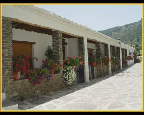 Apartamentos Turisticos Rural Los Tinaos - Photo2