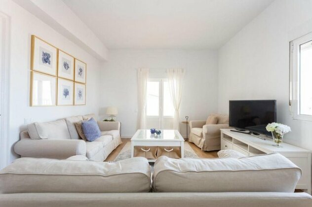 FARO Family Home - Photo2