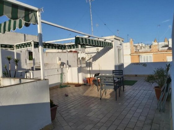 Homestay - Pet-friendly Attic Apartment - Photo2